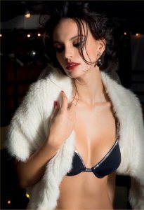 Christies underwear Fall Winter 2014 21