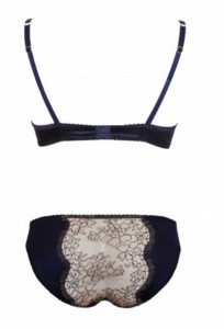 Padded plunge bra & silk brief